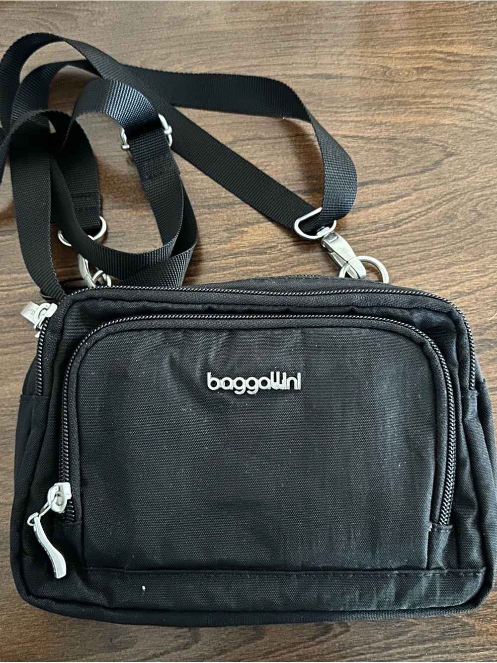 Baggallini Black Compact Messenger Crossbody
